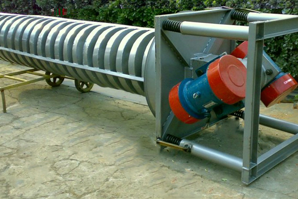 垂直振動(dòng)輸送機(jī)