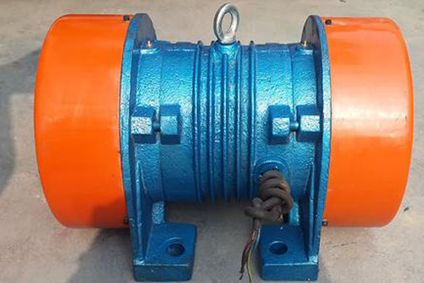 倉(cāng)壁振動(dòng)器